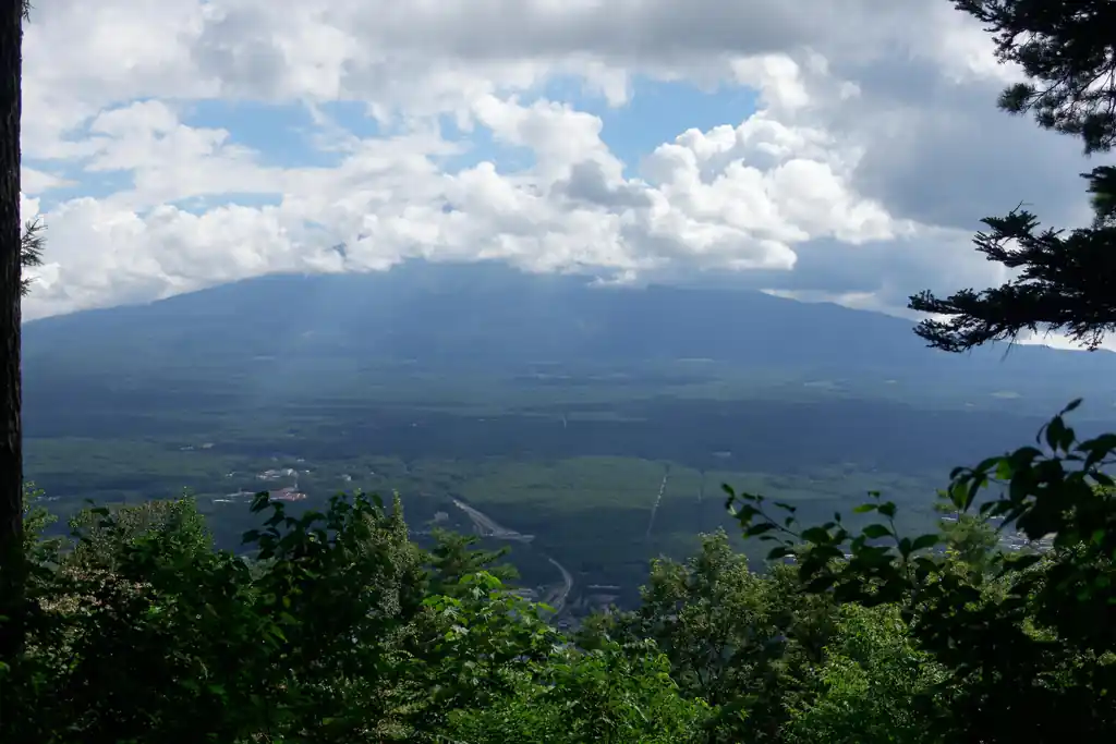 眺めは良い…しかし富士山は見えない。