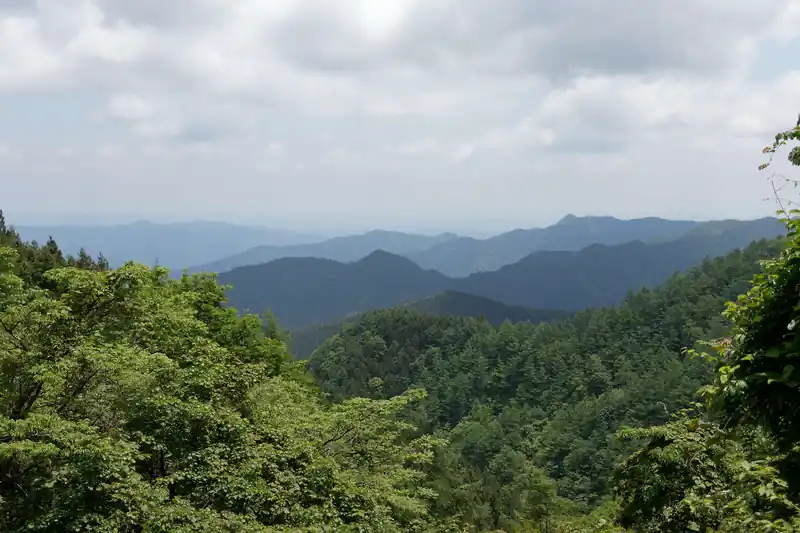 避難小屋から少し進んだところに眺めの良い場所があった。