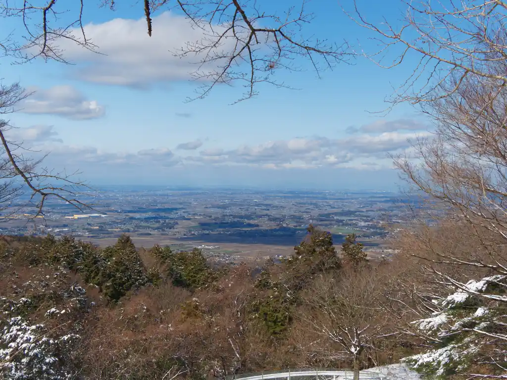 ここも見晴らしの良いところがあり、北側の景色がよくみえる。
