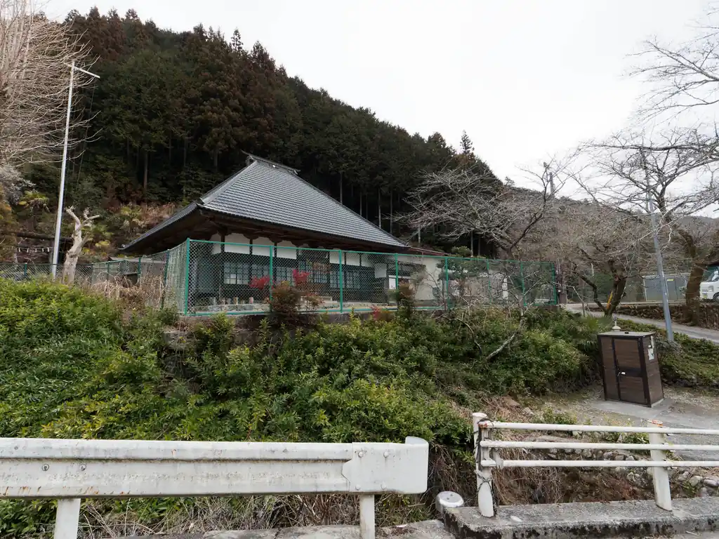 こちらは高源寺。