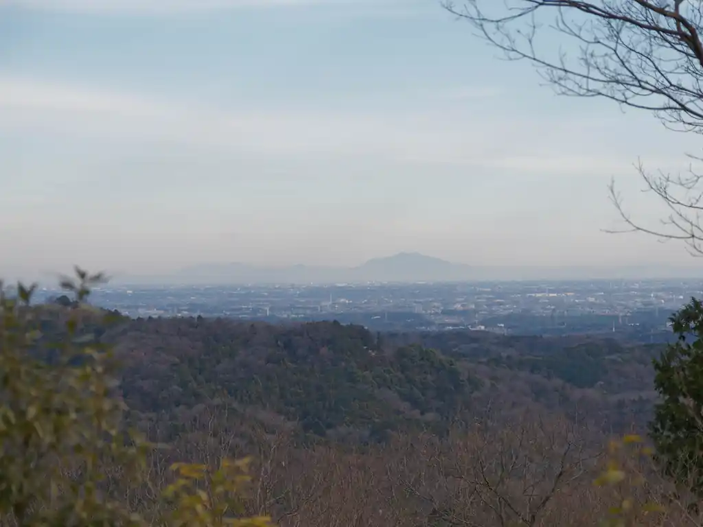 こっちは筑波山かな。