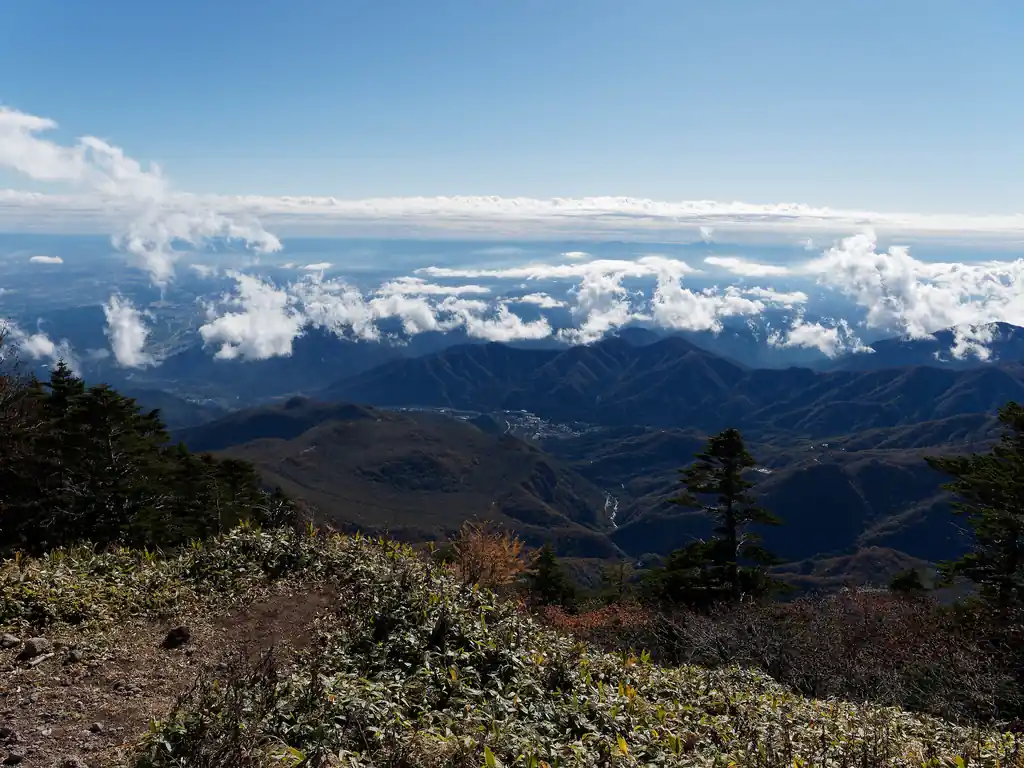 少し雲は出ていますが、これだけ遠くが見渡せれば十分でしょう。