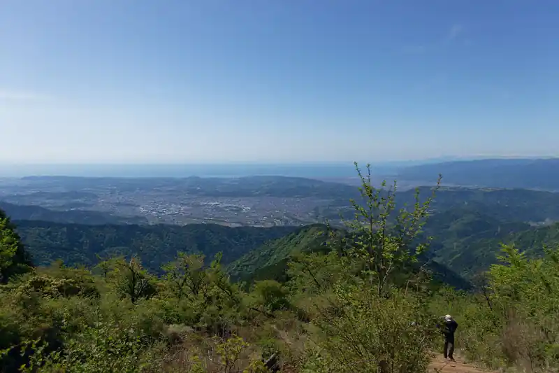 振り返ると絶景だ。