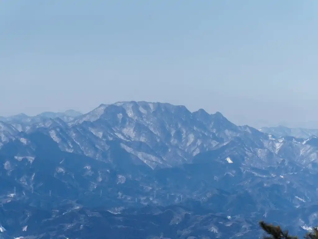両神山。