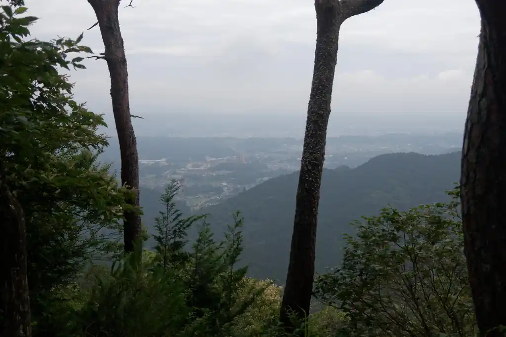 秩父市街の方面。天気が悪いので微妙だけど…